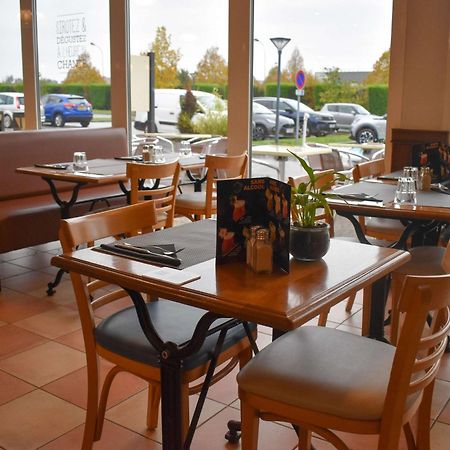ibis Albert Pays de Somme Exterior foto