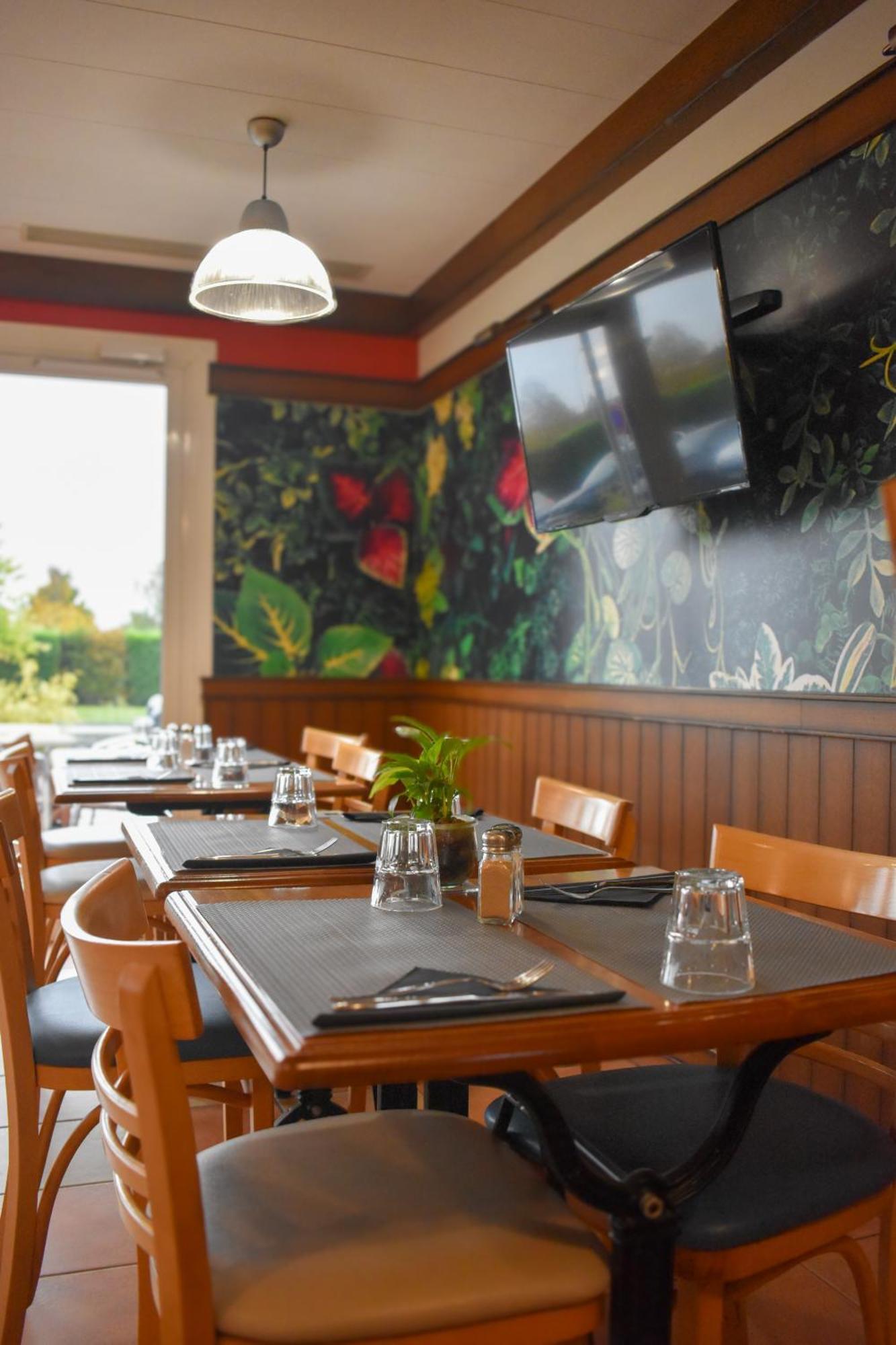 ibis Albert Pays de Somme Exterior foto